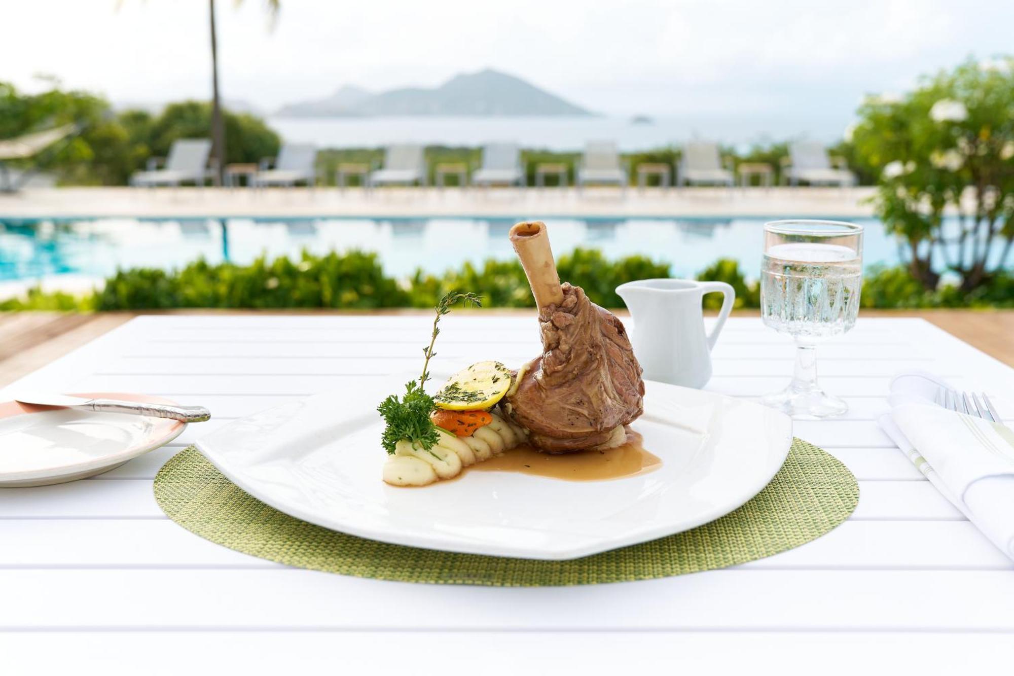 Mount Nevis Hotel Exterior foto
