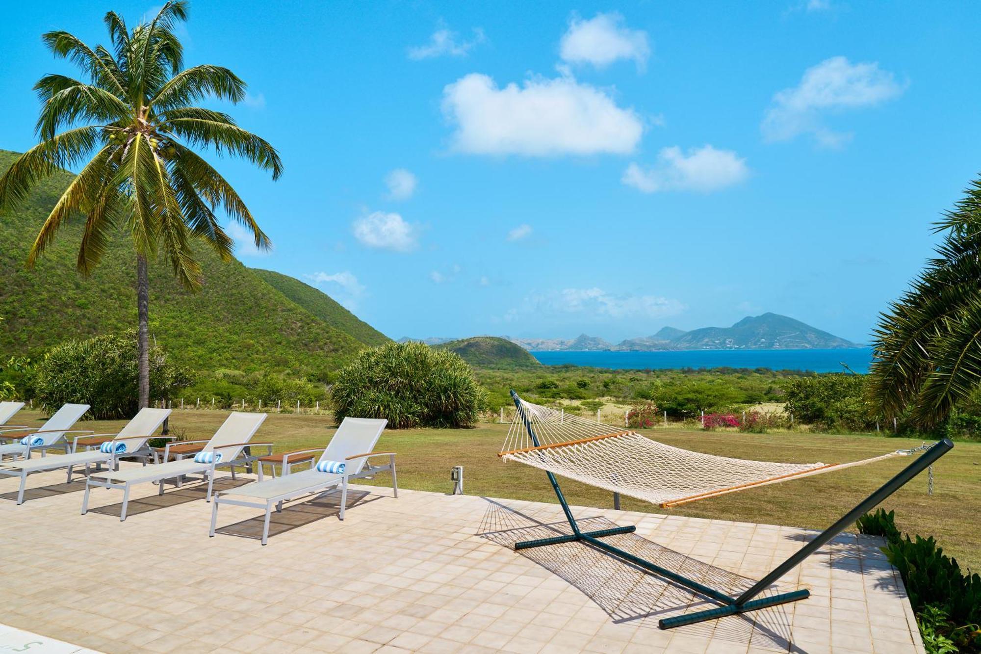 Mount Nevis Hotel Exterior foto